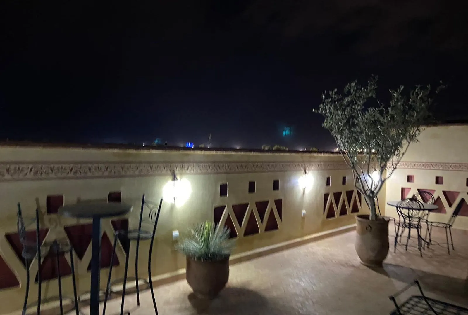 Le Riad De Salima, Noor Es Saadi Design マラケシュ モロッコ